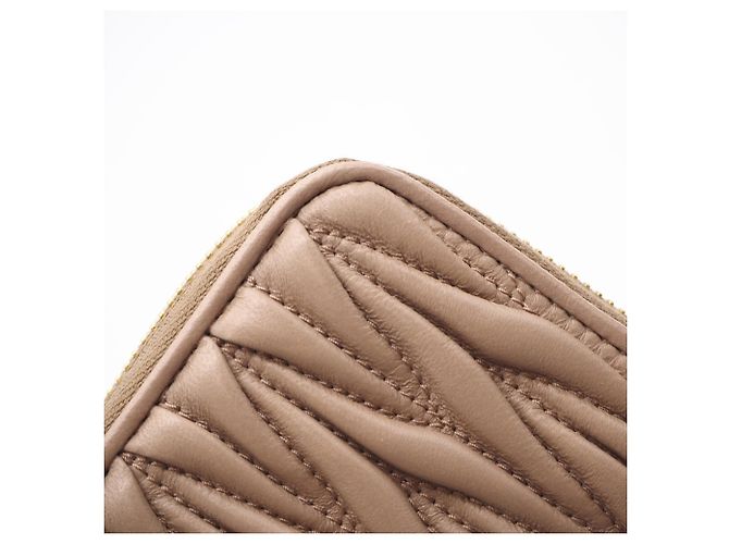 Cartera larga Miu Miu Matelassé Pink Beige - vista 8