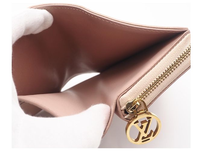 Louis Vuitton Monogramm-Prägung Portefeuille Lou Wallet Beige - Ansicht 10