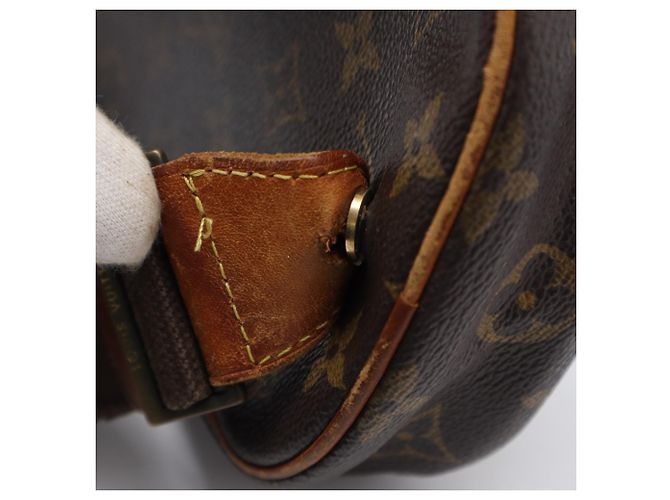 Borsa a tracolla Louis Vuitton Monogram Pochette Gange Marrone - vista 12
