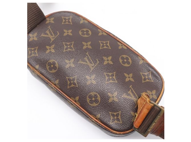 Borsa a tracolla Louis Vuitton Monogram Pochette Gange Marrone - vista 2