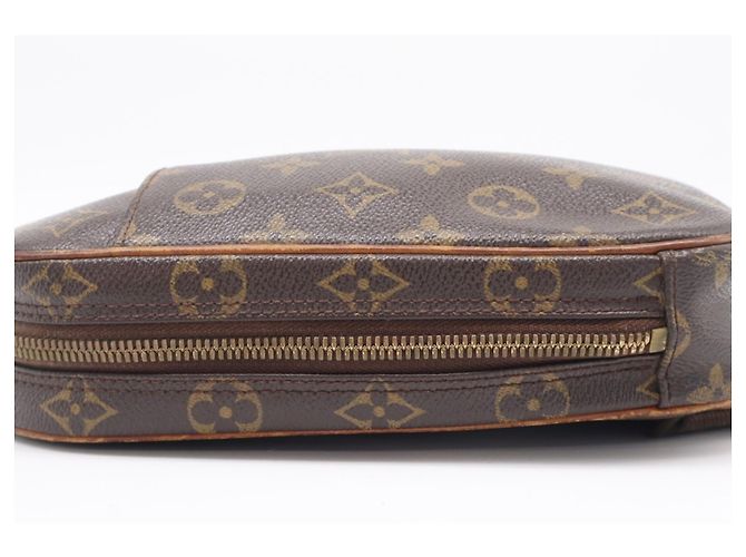 Borsa a tracolla Louis Vuitton Monogram Pochette Gange Marrone - vista 4