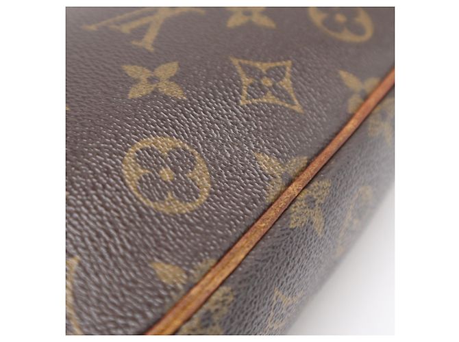 Borsa a tracolla Louis Vuitton Monogram Pochette Gange Marrone - vista 7