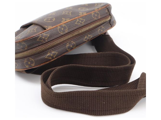 Borsa a tracolla Louis Vuitton Monogram Pochette Gange Marrone - vista 8