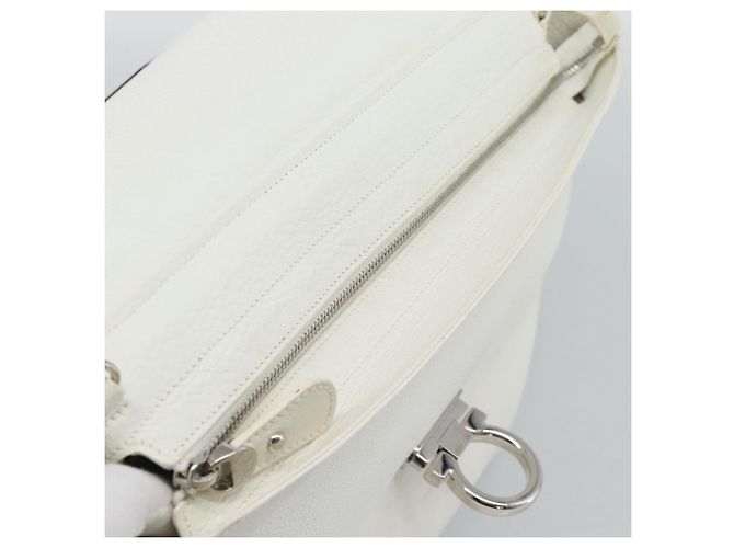 Borsa Salvatore Ferragamo Gancini in pelle 2way Oro Bianco Auth ka5027 - vista 17