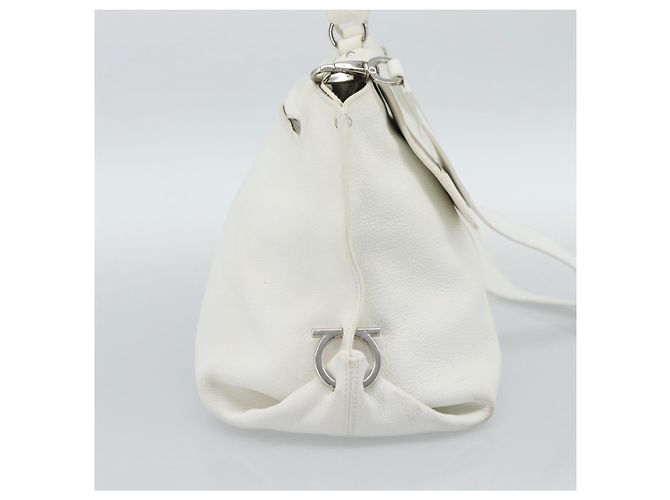 Borsa Salvatore Ferragamo Gancini in pelle 2way Oro Bianco Auth ka5027 - vista 4