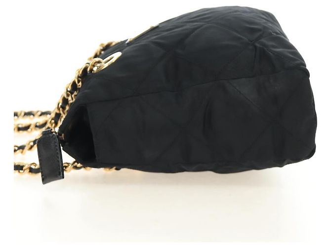 Borsa Tote con Catena PRADA Nylon Nero Oro Auth am12036V D'oro - vista 4