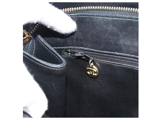 Borsa CHANEL in pelle di agnello nera con CC dorato Autentica bs35740 Nero D'oro - vista 24