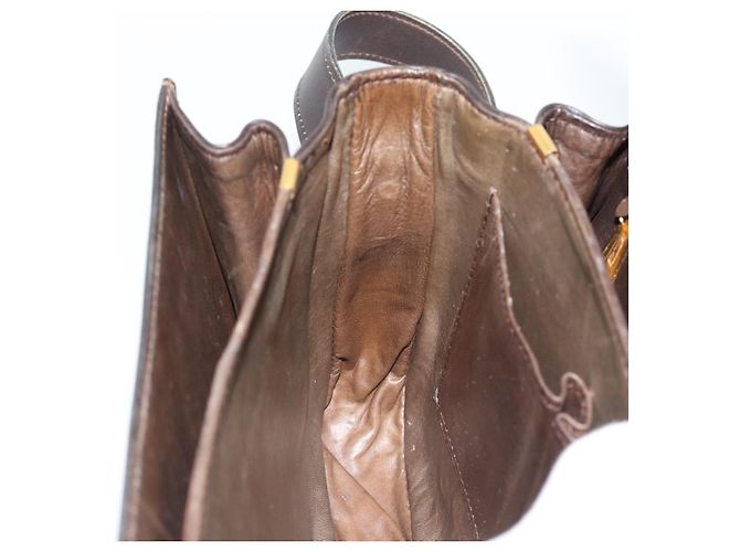 Céline Borsa a Spalla CELINE Horse Carriage in Pelle Marrone Scuro Oro Auth 189835A D'oro - vista 18