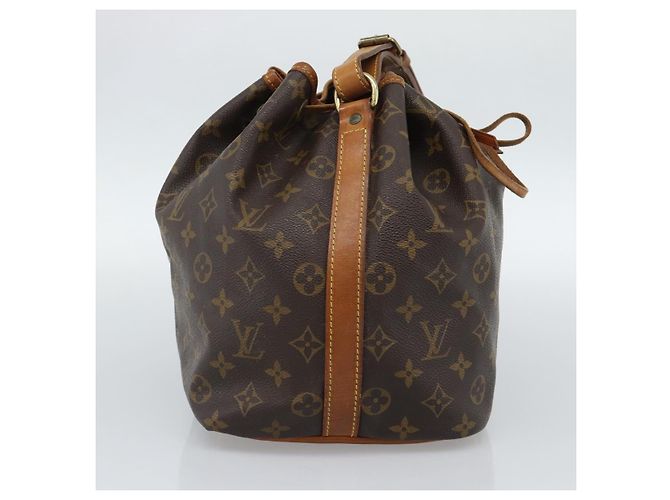 LOUIS VUITTON Bolso de Hombro Monogram Petit Noe M42226 LV Auth bs35733A Monograma - vista 3