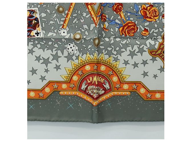 Hermès HERMES Carré 90 Schal "La Magie" Seide Grau Authentisch hk3928M Braun - Ansicht 9