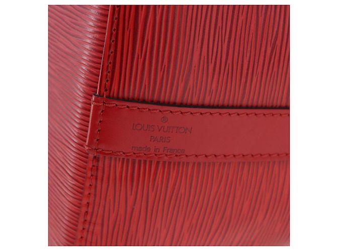 Borsa a Spalla LOUIS VUITTON Epi Petit Noe Rosso M44107 LV Auth 189153 - vista 17