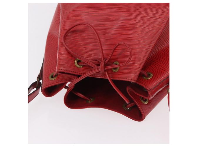Borsa a Spalla LOUIS VUITTON Epi Petit Noe Rosso M44107 LV Auth 189153 - vista 6