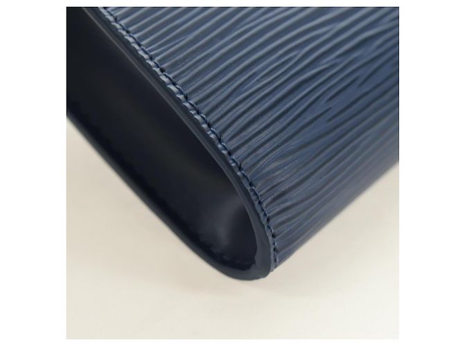 LOUIS VUITTON Epi Pochette Accessoires Pochette Blue M52945 LV Auth 189654V Azul - vista 17