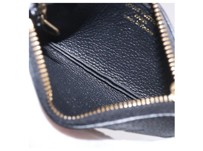 LOUIS VUITTON Monogram Empreinte Pochette Cles Purse Black M28796 Auth 189015V Negro - vista 10