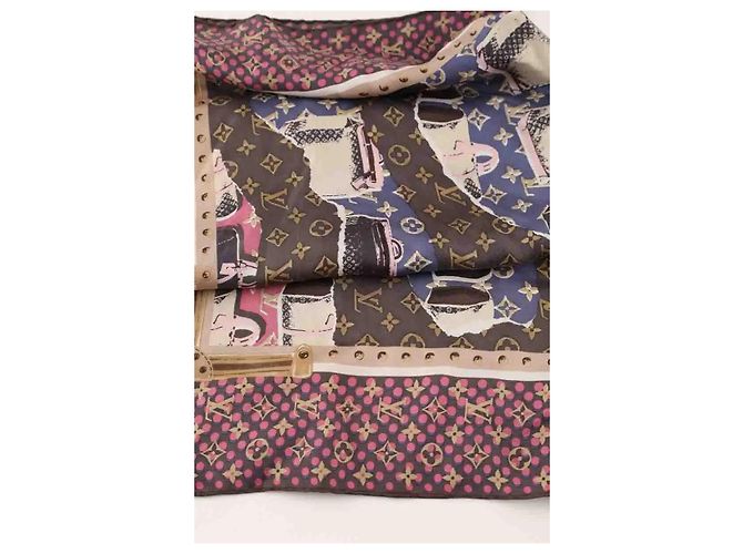 Carré Louis Vuitton in seta marrone - vista 3