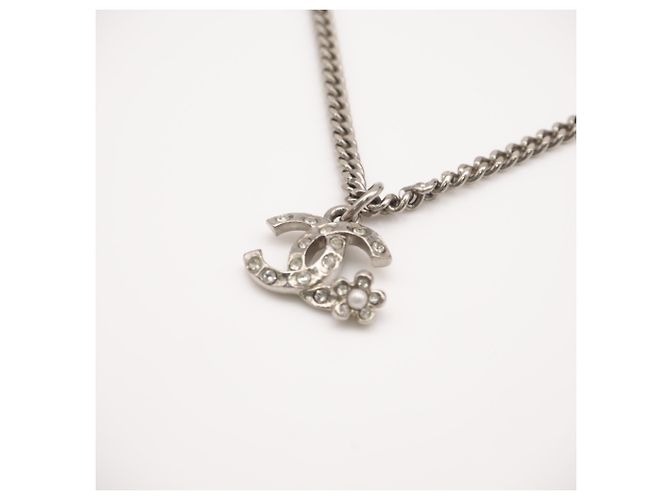Collana di perle finte Chanel Coco Mark Argento - vista 3