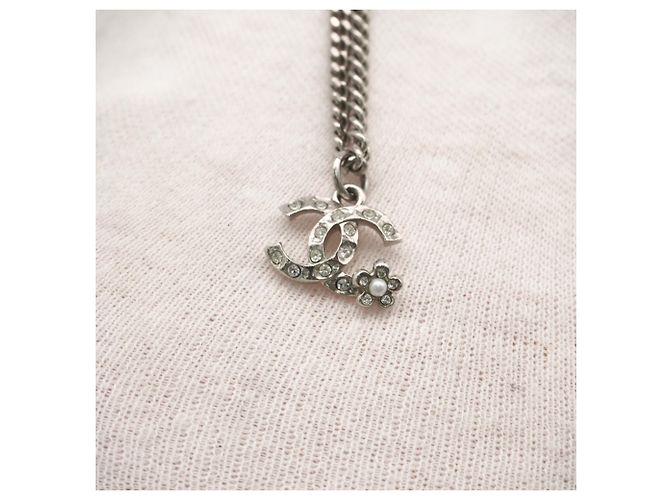 Collana di perle finte Chanel Coco Mark Argento - vista 4