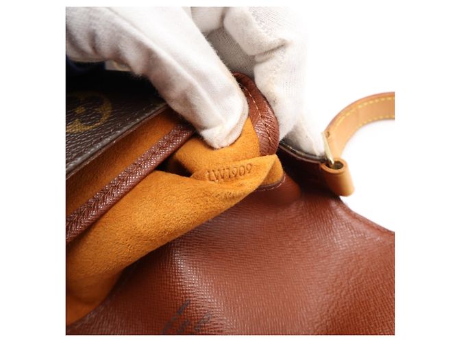 Borsa a tracolla Louis Vuitton Monogram Musette Salsa Marrone - vista 12