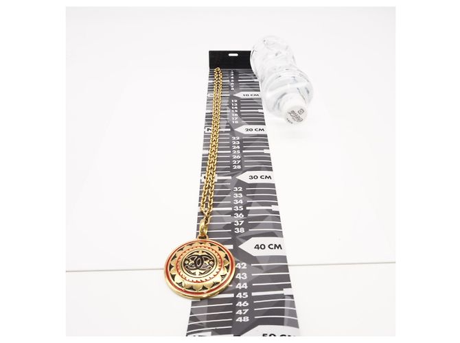 CHANEL Coco Mark Medaillon-Anhänger Halskette GP Schwarz Rot Golden - Ansicht 3