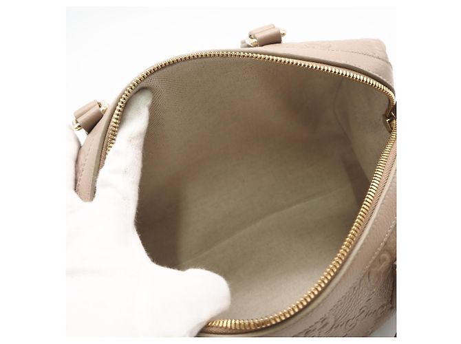 Borsa piccola a manico GUCCI GG Emblem Beige - vista 10