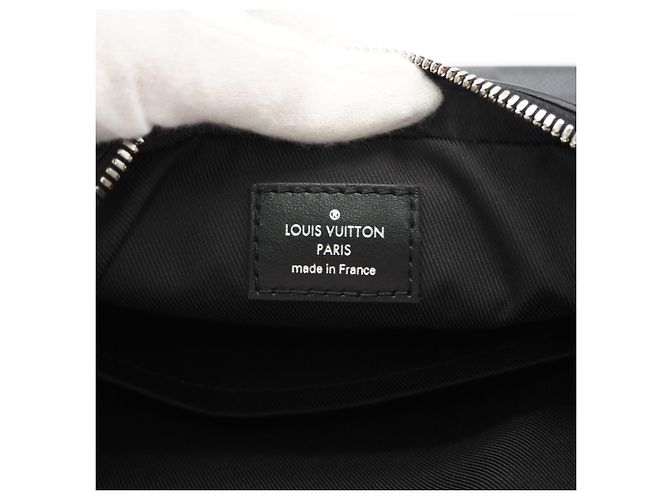 Borsa a tracolla Louis Vuitton Damier Graphite 3D Trio Messenger Marrone Nero - vista 14