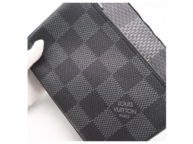 Borsa a tracolla Louis Vuitton Damier Graphite 3D Trio Messenger Marrone Nero - vista 4