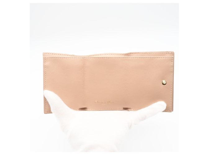 Cartera tríptico 30 Montaigne Lotus en piel granulada Christian Dior - vista 11