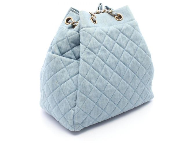 Borsa a tracolla Chanel Matelassé con coulisse Blu - vista 2