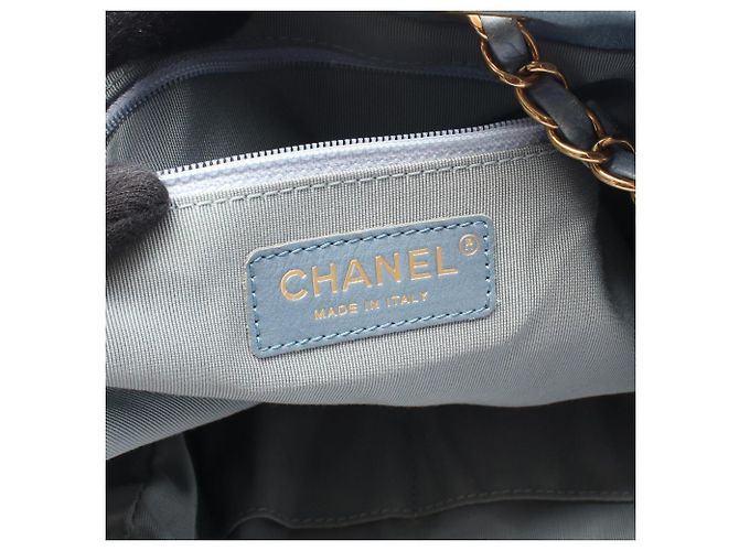 Borsa a tracolla Chanel Matelassé con coulisse Blu - vista 4