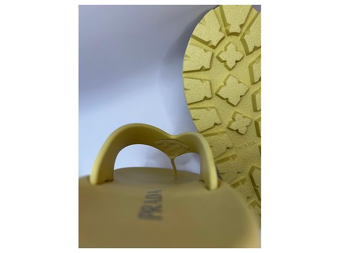 Infradito Prada in gomma giallo - vista 7