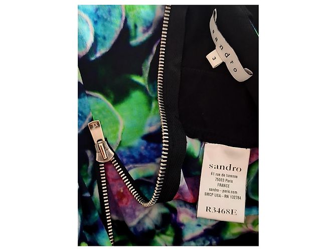 Sandro Kleid mit Blumenprint. Seide Schwarz Mehrfarben - Ansicht 6