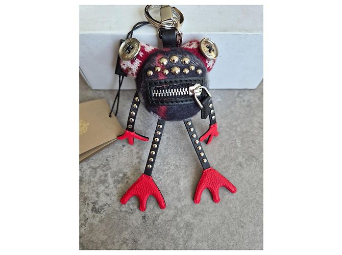 Ciondolo Rana Doris Frog Creature Burberry in Cashmere e Pelle Nero Rosso Multicolore - vista 4
