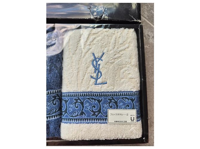 Ensemble de deux serviettes Yves Saint Laurent Blanc Bleu Beige - vue 3
