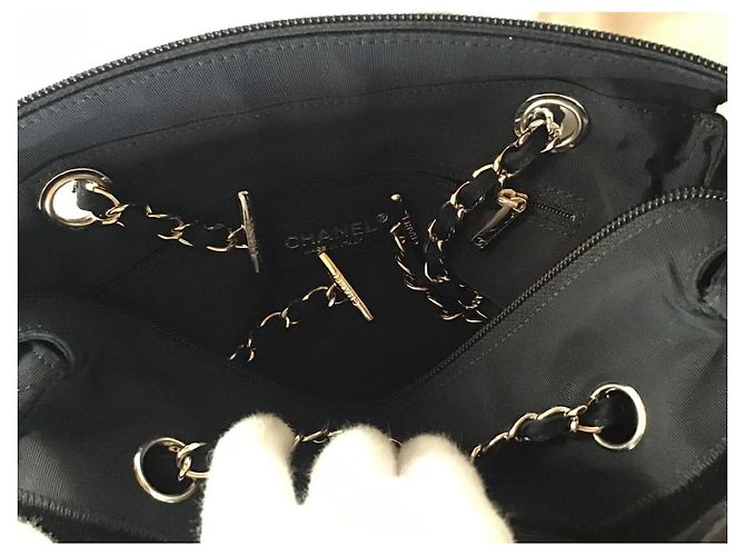 Borsa a tracolla CC in tessuto nero e pelle Chanel - vista 4