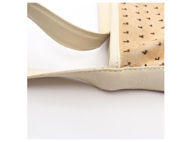 Loewe Perforierte Schultertasche Beige Roh - Ansicht 11