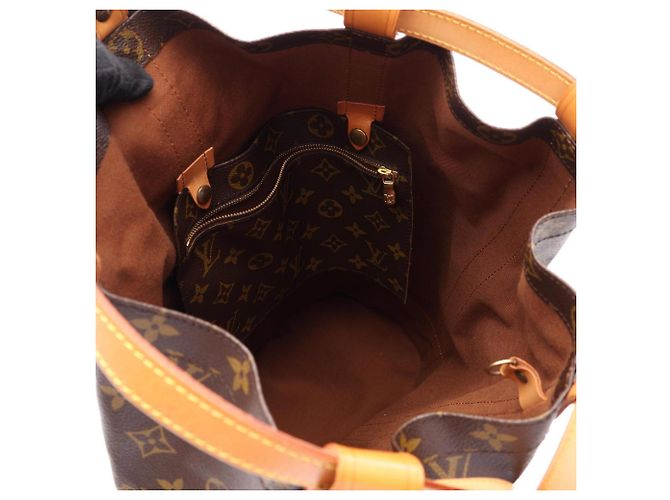 Borsa a Spalla Louis Vuitton Randonee GM Marrone Monogramma - vista 3