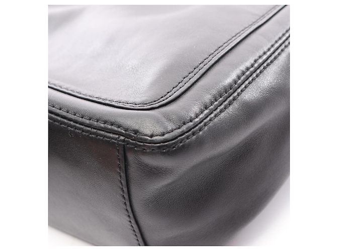 Borsa a tracolla Chanel Coco Mark in agnello nero - vista 12