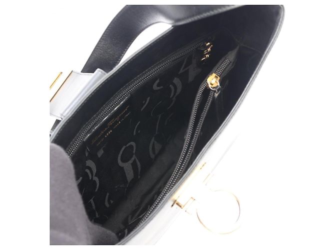 Borsa a tracolla in pelle nera Salvatore Ferragamo Gancini Nero - vista 3