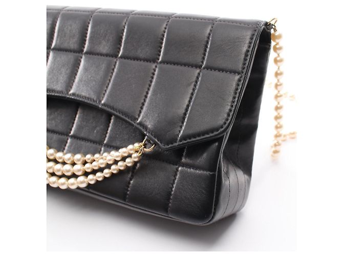 Borsa a tracolla Chanel Chocolate Bar con catena di perle Nero - vista 16