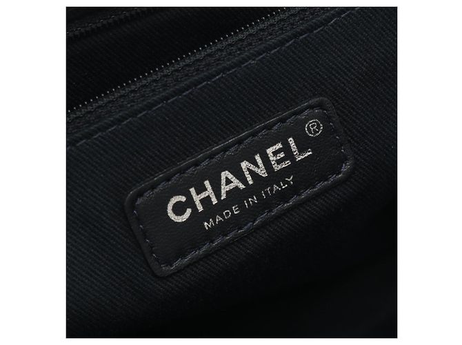 Borsa Tote Chanel Deauville Bianco Blu navy - vista 4