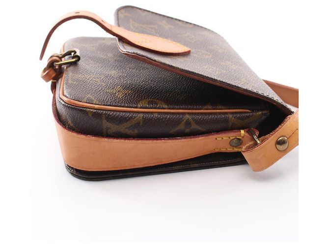 Bolso de Hombro Louis Vuitton Cartouchiere PM Monogram Castaño Monograma - vista 8