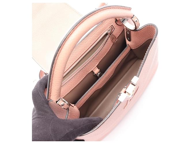 Borsa Louis Vuitton Capucines BB Rosa - vista 3