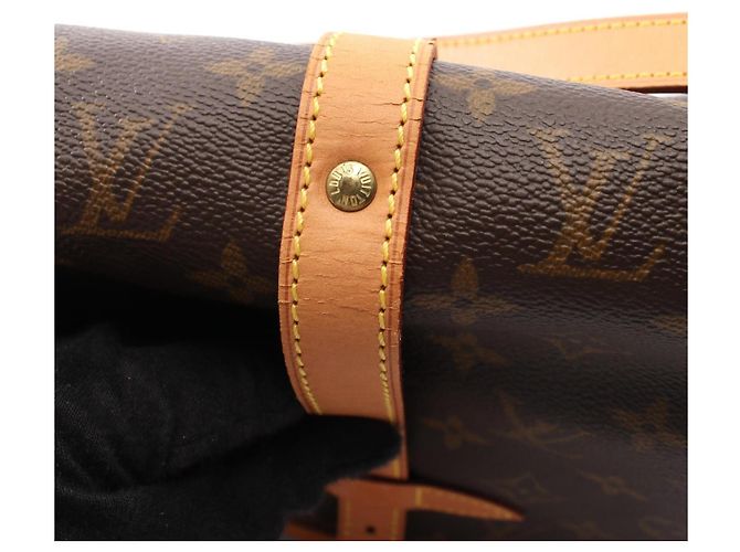 Borsa a Spalla Louis Vuitton Saumur 30 Marrone Monogramma - vista 6