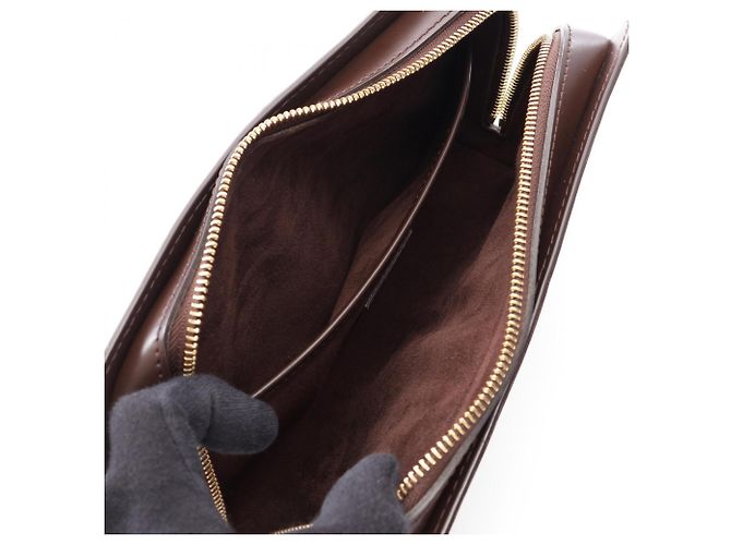 Clutch Louis Vuitton Saint Damier Ebene Marrone - vista 3