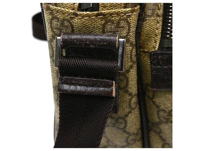 Sac messager Gucci Front Zip Pocket en toile enduite GG Medium Beige - vue 7