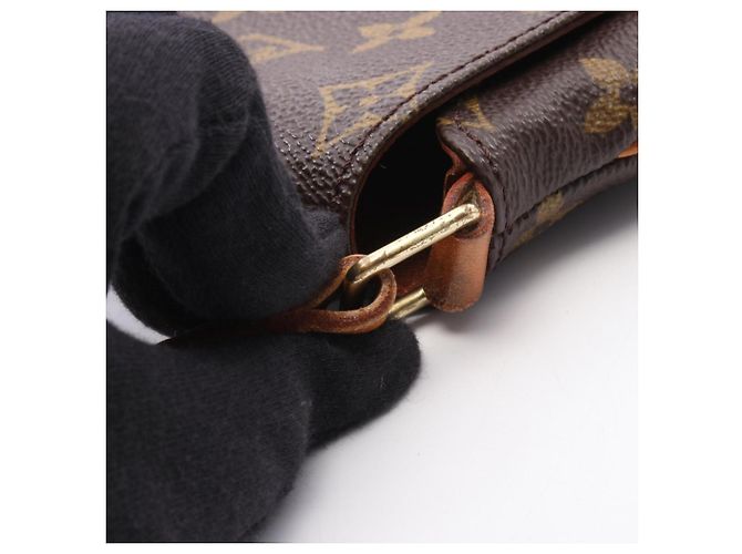Borsa a Spalla Louis Vuitton Musette Salsa Short Strap Monogram Marrone - vista 12
