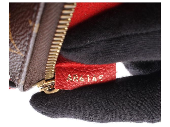 Borsa a tracolla Louis Vuitton Twice Monogram Cerise Marrone Rosso - vista 5