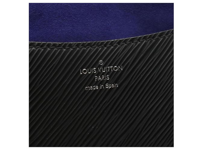 Louis Vuitton Bussy NM Epi Noir Shoulder Bag Black - view 4
