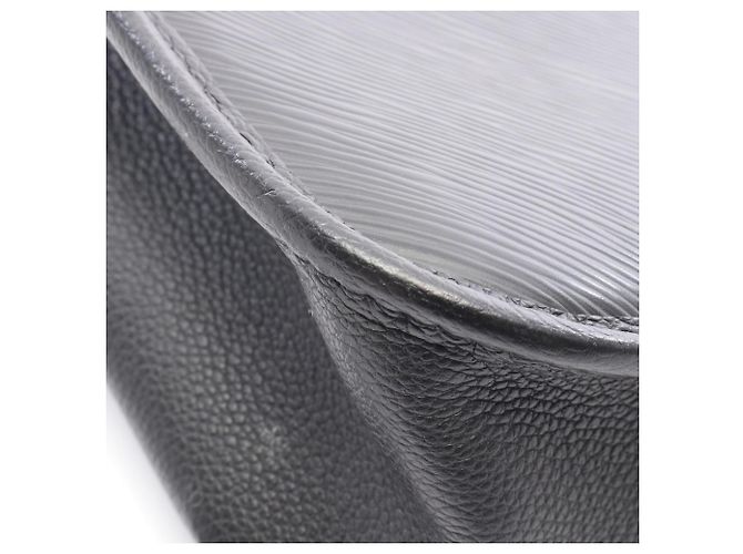 Louis Vuitton Bussy NM Epi Noir Shoulder Bag Black - view 6
