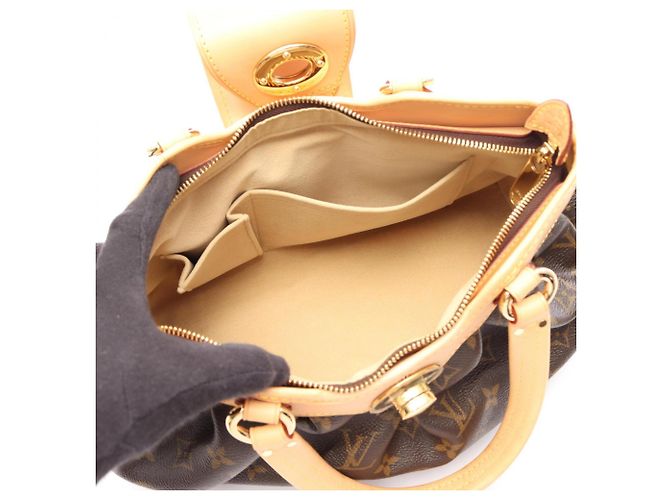 Borsa Louis Vuitton Boetie PM Monogram Marrone - vista 3